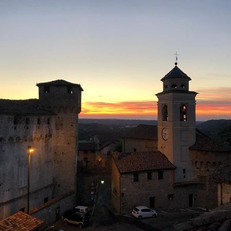 Ferienwohnung Oasi Castello Di Lerma Nel Monferrato Exterior foto
