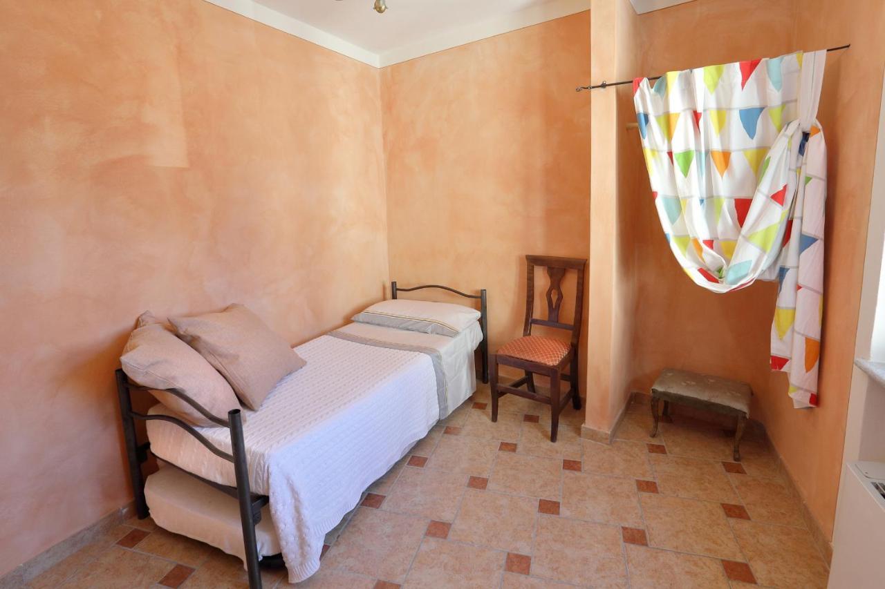 Ferienwohnung Oasi Castello Di Lerma Nel Monferrato Exterior foto